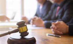 الحكم بالإعدام على المتهمين في قضية طفل أريانة بعد ثبوت تهمة الاغتصاب الجماعي