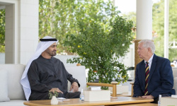 ساعة ونصف قلبت الموازين.. ماذا كشف السيناتور غراهام عن الحالة الصحية لمحمد بن زايد؟