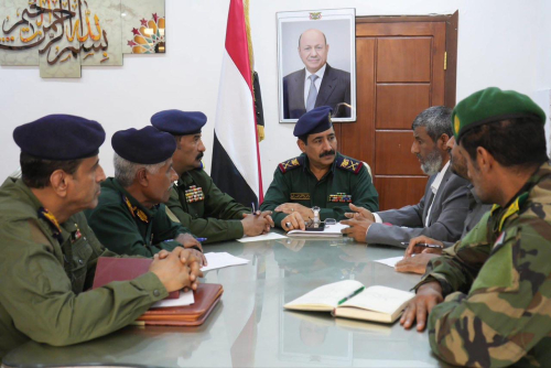 رمضان بلا رواتب.. أربعة أشهر من انقطاع المرتبات تفجّر غضب منتسبي الأمن وتضع الحكومة ووزارة الداخلية في مرمى المساءلة