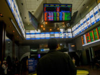 بورصات الخليج ومصر تترنح تحت وطأة التصعيد العسكري ومخاوف من صراع إقليمي طويل