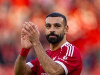 ليفربول يدرس بيع محمد صلاح الصيف المقبل لإعادة هيكلة رواتب الفريق
