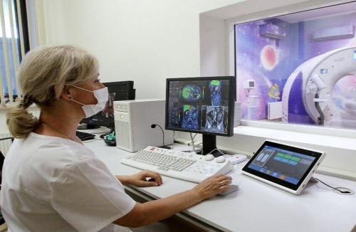 وداعاً للكيماوي.. ابتكار خلايا ذكية قادرة على اصطياد السرطان المختبئ داخل الجسم