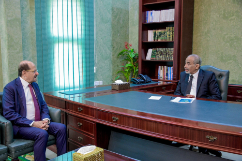 هل تنجح موازنة 2026 في إنقاذ المواطن؟ الفريق الصبيحي يشدد والزنداني يتعهد بالحلول المستدامة