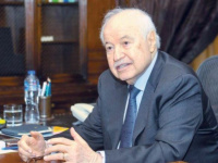 طلال أبوغزاله يتوقع تصاعد الهجمات المتبادلة ويحذر من ملامح حرب عالمية ثالثة