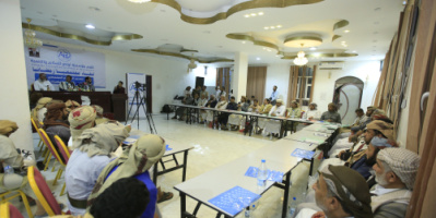 مأرب: في لقاء رمضاني موسع..دعوات لتمكين الشباب وتفعيل دور الوجهاء في حل النزاعات وترسيخ الاستقرار المجتمعي