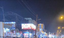 عدن تعود إلى مربع الفوضى الأمنية.. انتشار مكثف للدراجات النارية ومسلحون يجوبون الشوارع والأسواق