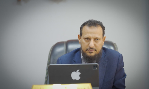 محافظ العاصمة عدن يبحث مع سفيرة بريطانيا مستجدات الأوضاع وسُبل تعزيز مسار الاستقرار والتنمية