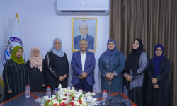 وزير الشؤون الاجتماعية والعمل يناقش مع رئيسة اللجنة الوطنية للمرأة تعزيز الشراكة وتطوير سياسات التمكين