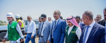 عضو مجلس القيادة محمود أحمد سالم الصبيحي يتفقد سير العمل في وزارة النقل وميناء المعلا ومطار عدن الدولي