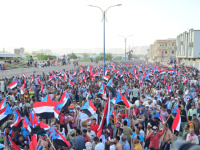 مليونية سيئون تجدد التفويض للزُبيدي وتؤكد تمسك حضرموت بالمشروع الوطني الجنوبي