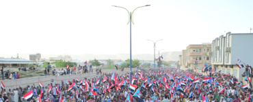 مليونية سيئون تجدد التفويض للزُبيدي وتؤكد تمسك حضرموت بالمشروع الوطني الجنوبي
