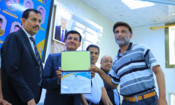 جامعة إقليم سبأ تكرّم 83 موظفًا وعاملًا متميزًا احتفاءً بعيد العمال العالمي