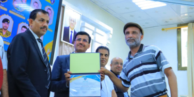 جامعة إقليم سبأ تكرّم 83 موظفًا وعاملًا متميزًا احتفاءً بعيد العمال العالمي