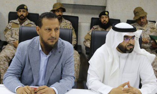 محافظ عدن يشيد بمواقف ودور اللواء فلاح الشهراني في الملفات الأمنية والخدمية وينفي شائعات الخلافات