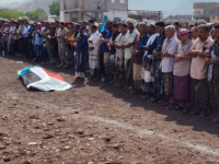 الآلاف من أبناء الجنوب يشيّعون الشهيد عبدالرحيم صالح مثنى إلى مثواه الأخير في ردفان في موكب جنائزي مهيب